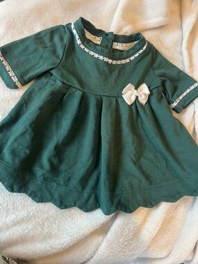 Tahari Forest Green Knit Dress with Cream Bow